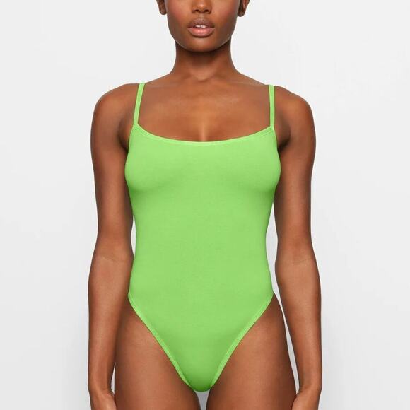 SKIMS Cotton Logo Bodysuit in Limited Edition Neon Green NWT 3X - Picture 1 of 12